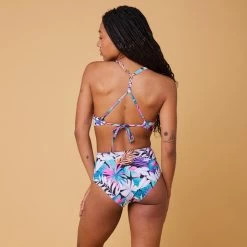 BAS DE MAILLOT DE BAIN DE SURF FEMME TAILLE HAUTE ROMI JIMA BLACK 17 BAS DE MAILLOT DE BAIN DE SURF FEMME TAILLE HAUTE ROMI JIMA BLACK -Meilleur Surf Magasin bas de maillot de bain de surf femme taille haute romi jima black 7