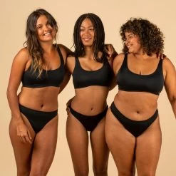 BRASSIERE AURELY BLACK AVEC COQUES AMOVIBLES -Meilleur Surf Magasin brassiere aurely black avec coques amovibles 7