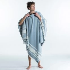 Serviette De Plage Poncho 190 X 190 Cm - Gris Bleu -Meilleur Surf Magasin serviette de plage poncho 190 x 190 cm gris bleu 3